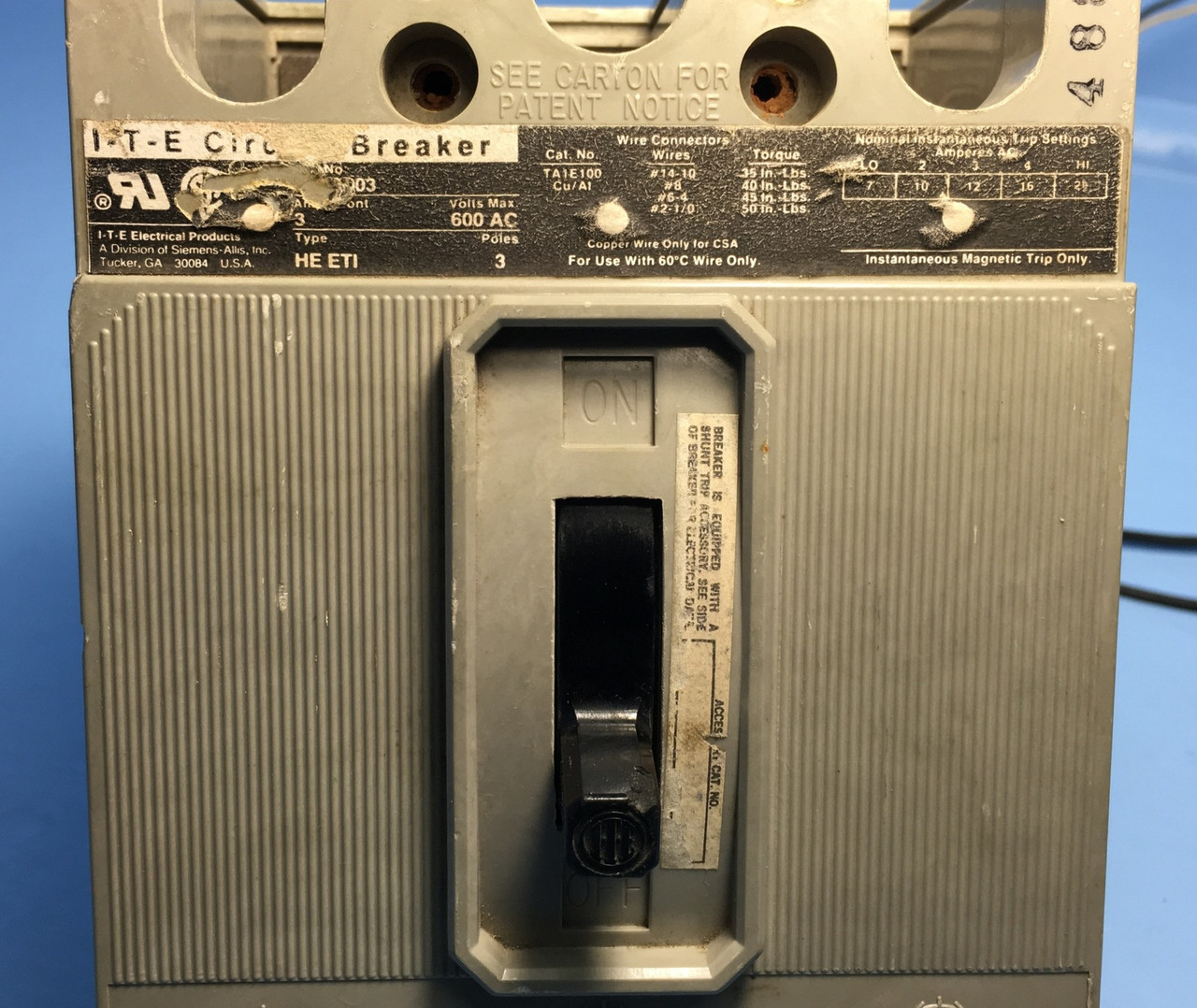 ITE Siemens HE3-A003 3A Circuit Breaker 600V HE ETI HE3A003 Gould 3 Amp (EM1219-2)