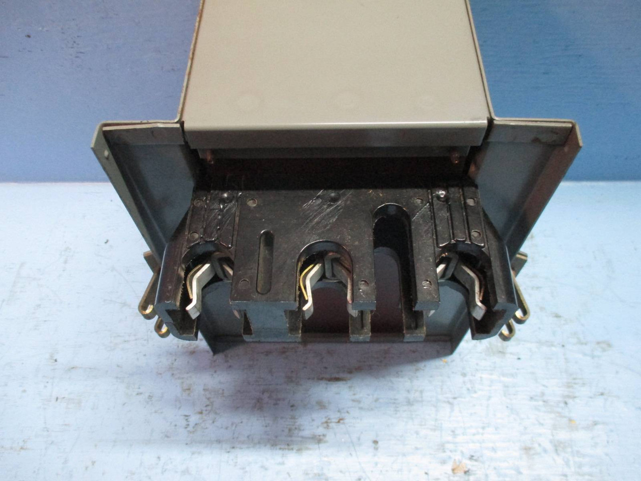 Square D SD-3203 QMB Saflex Plug-In Unit 30 Amp 240V 3P 3W Fusible Bus Plug 30A (TK1489-1)
