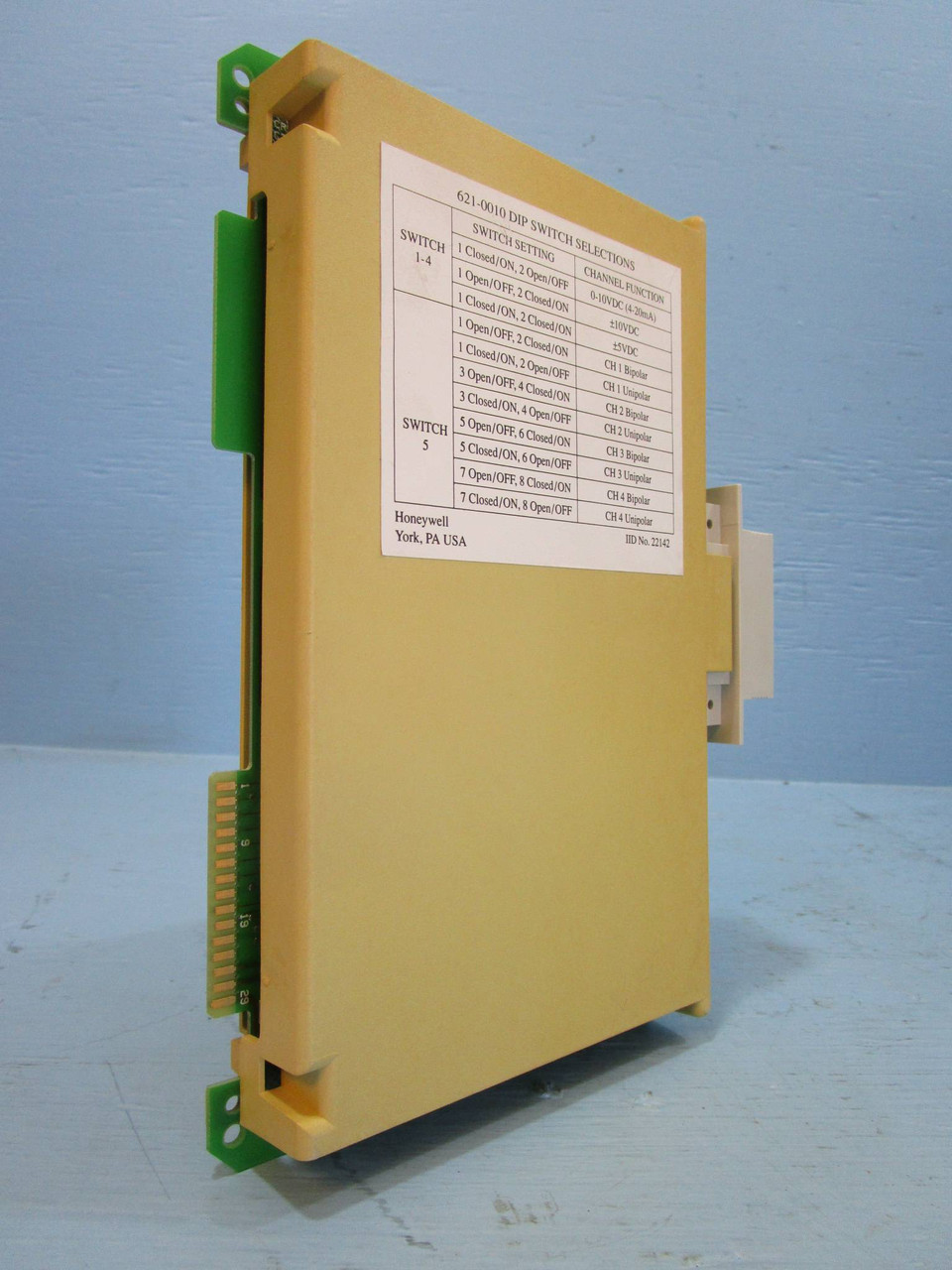 Honeywell 621-0010R Analog Output Module PLC 6210010R Out 6210010 RC 621-0010 (NP1080-6)