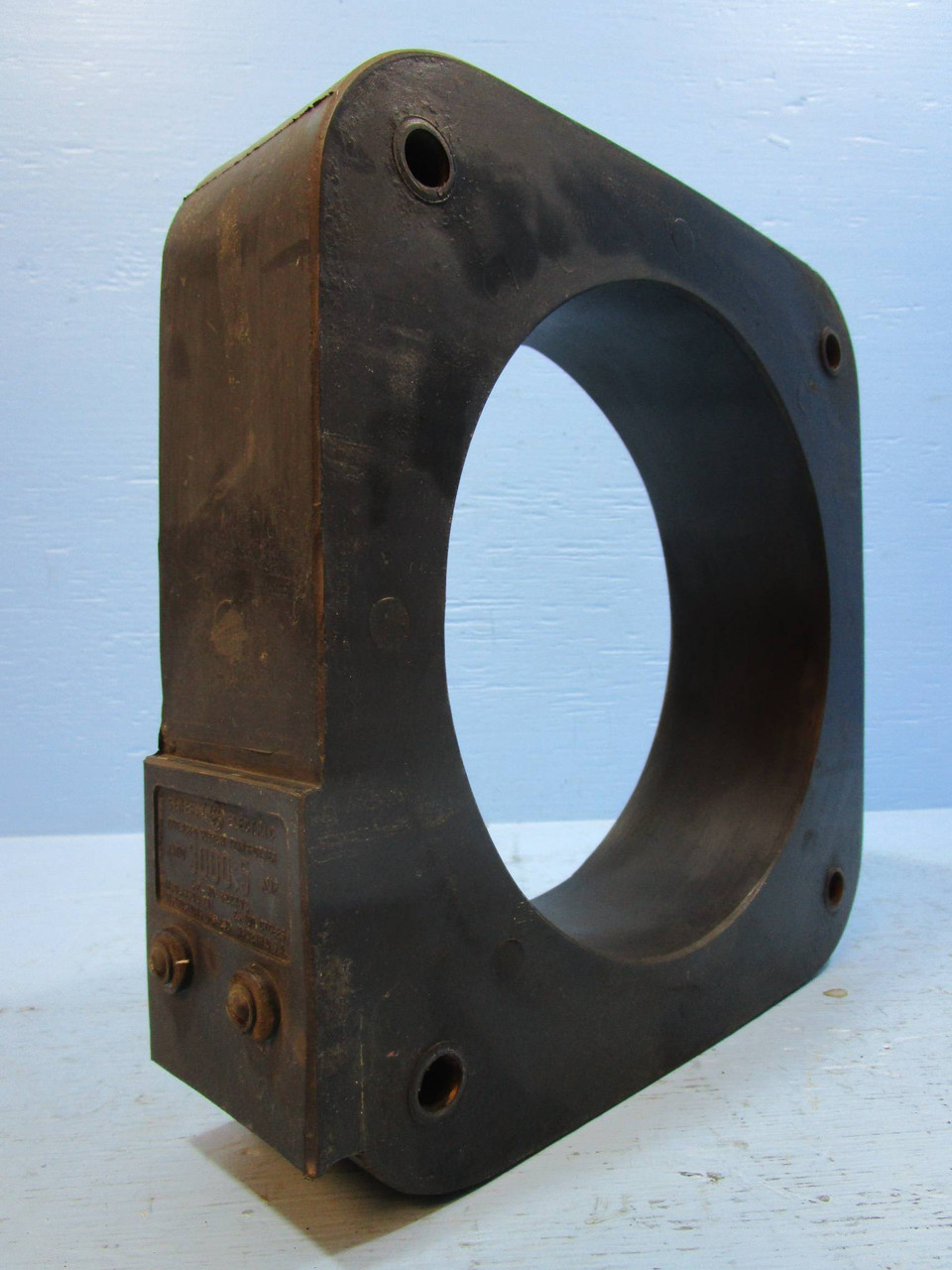 General Electric 822X92 Type JCB-0 CT Current Transformer Ratio 3000:5 Amp GE (NP1107-7)