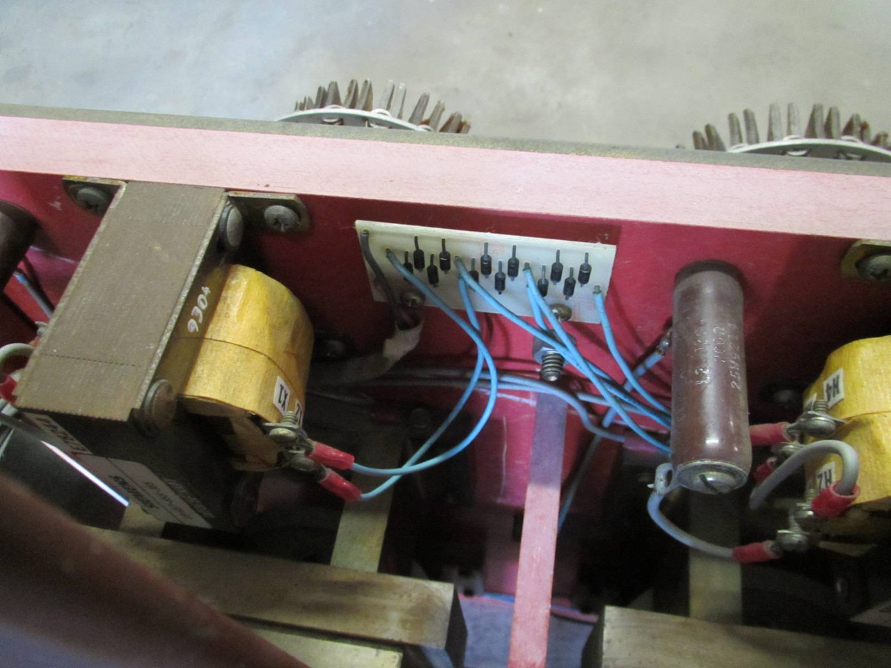 Siemens RFC-4000 4000A Fuse Drawout w 4000 Amp Fuses for RLF-4000 Air Breaker A (PM1819-4)