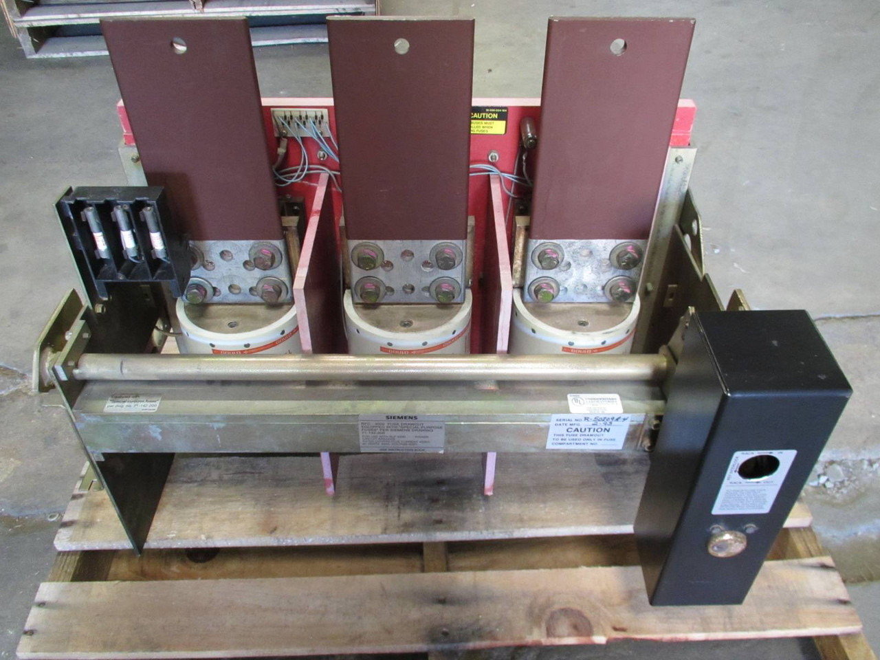 Siemens RFC-4000 4000A Fuse Drawout w 4000 Amp Fuses for RLF-4000 Air Breaker A (PM1819-4)