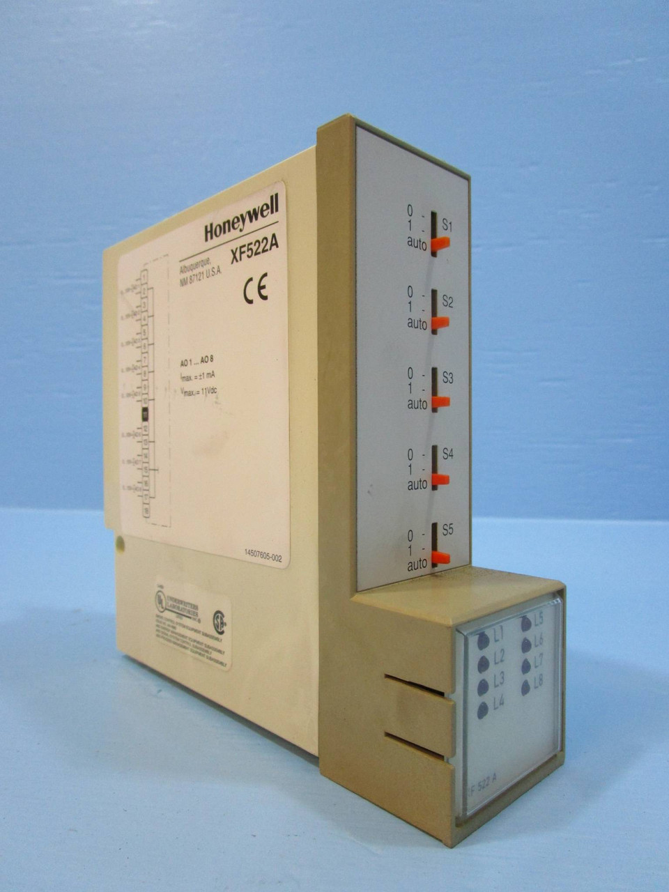 Honeywell XF 522A Analog Output PLC Module XF522 A In XF522 A 11 V DC (NP1116-2)