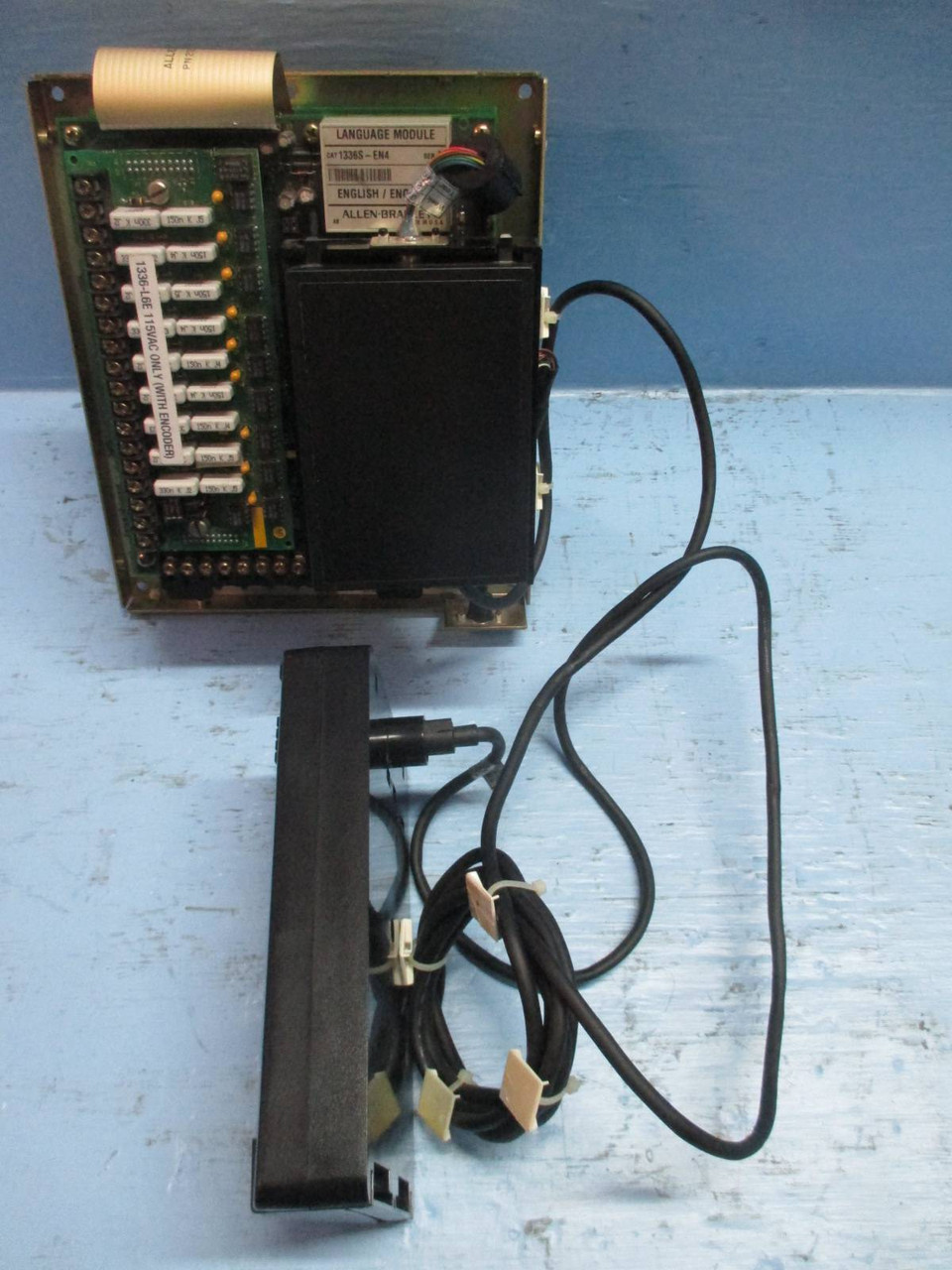 Allen Bradley 1336S-BRF10-AN-EN4-L6 Ser D 1HP @ 460V VS AC Drive 1336SBRF10 1 HP (TK1565-1)