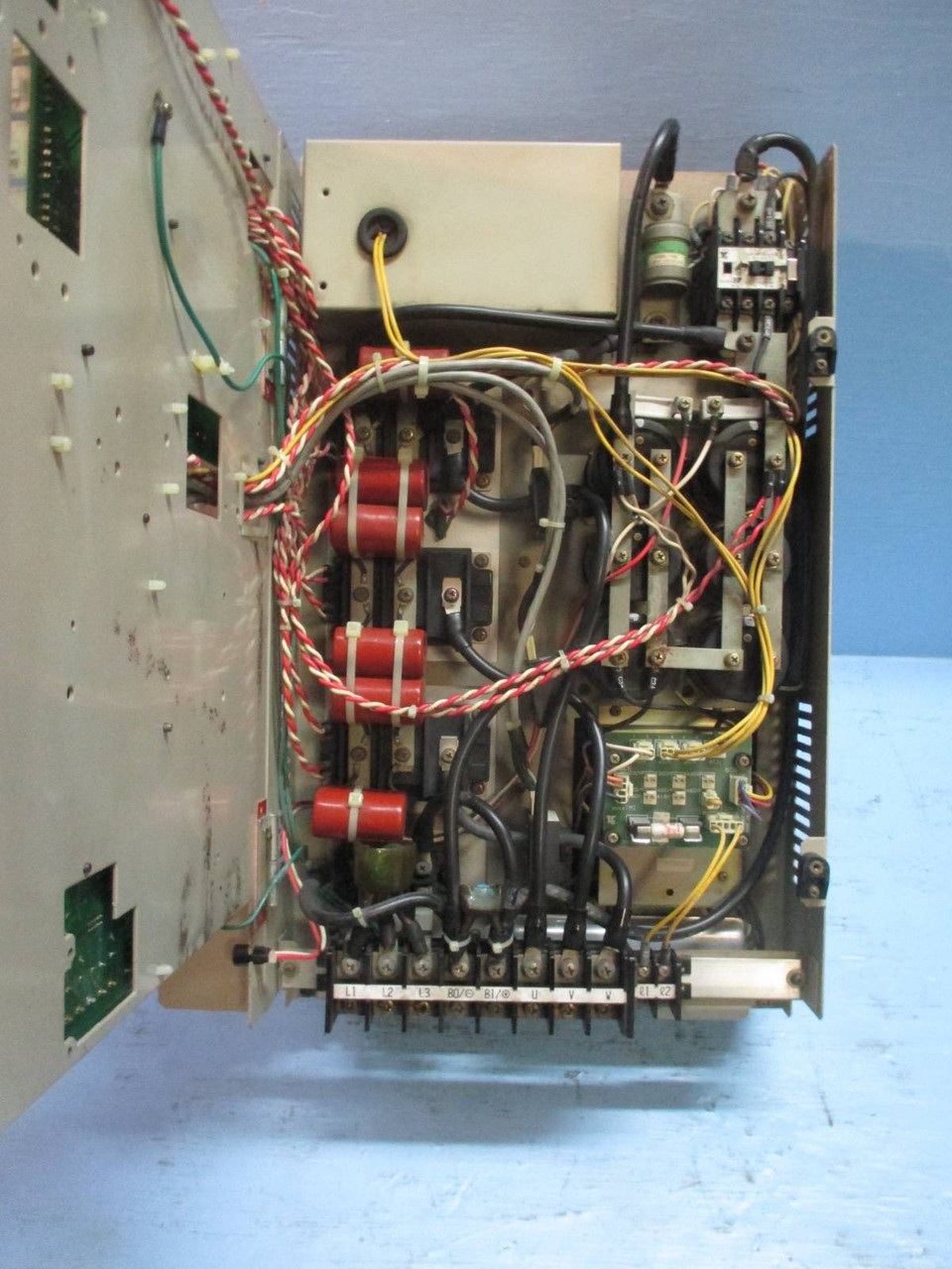 Omron Sysdrive 400V Class AC Inverter Drive 3G3IV-B4185-EV2 25 HP 18.5kW 34kVA (TK1581-1)