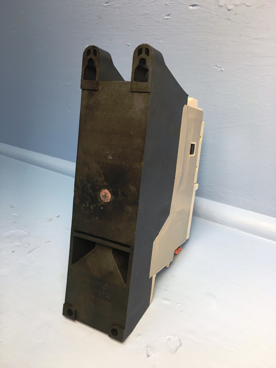 3rd Image of EM1374