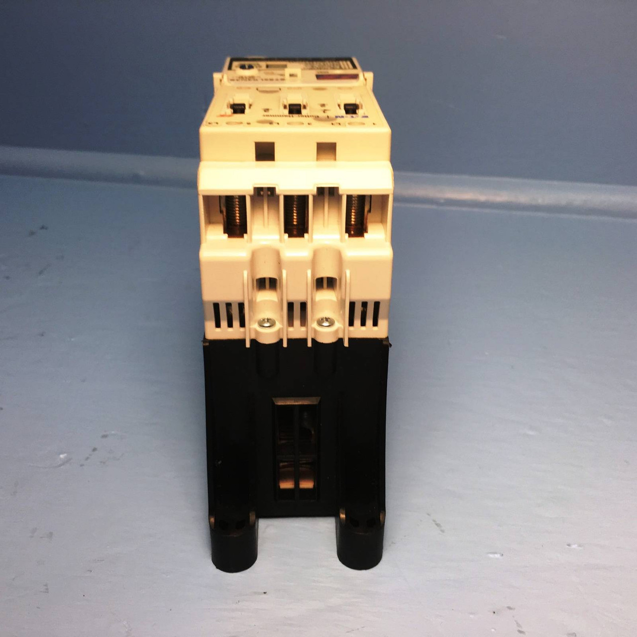 NEW Eaton S752L04N3S IT 54MM Soft Starter 4.4 Amps 3 HP 600V Cutler Hammer NIB (EM1374-1)