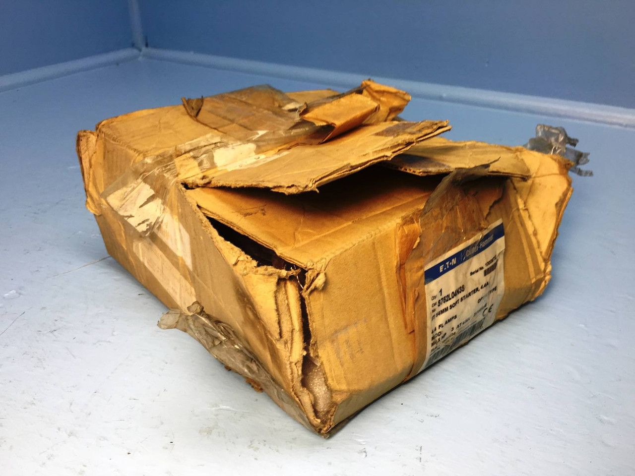 NEW Eaton S752L04N3S IT 54MM Soft Starter 4.4 Amps 3 HP 600V Cutler Hammer NIB (EM1374-1)