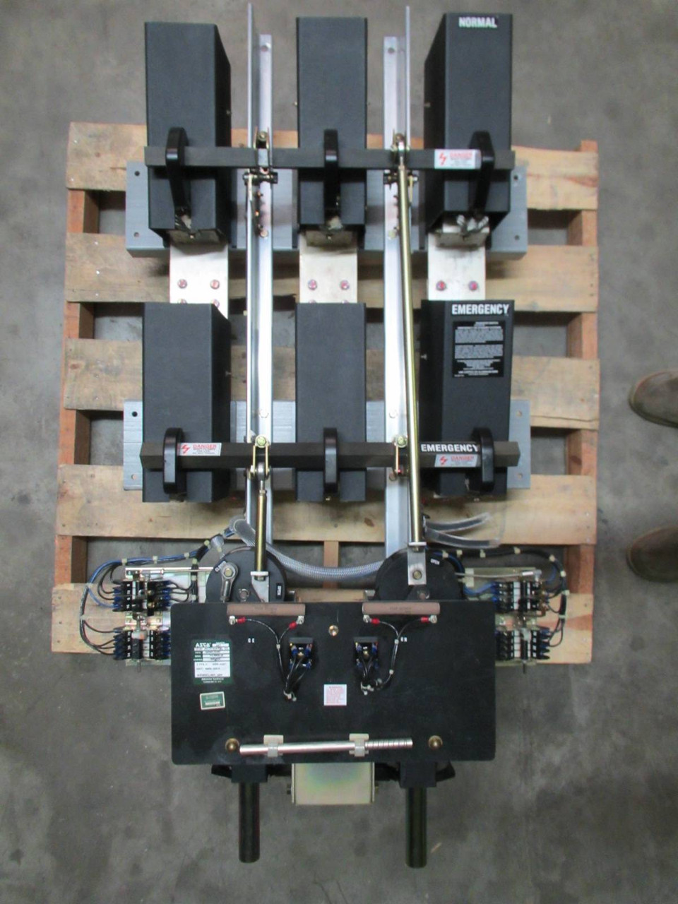 ASCO 1600A Bulletin 940 Non-Automatic TS Transfer Switch 940437D5C 480V / 60Hz (PM1909-2)