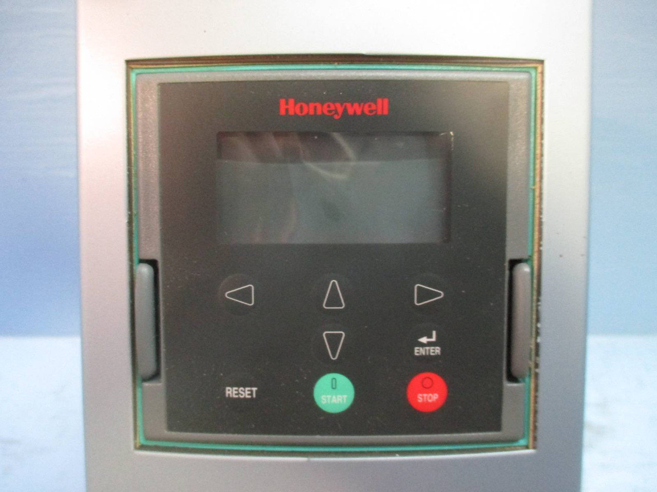 NEW Honeywell CXS0050HPV35G2I1 5 HP Variable Speed VF VS Drive 500V 11A 5HP (TK1658-1)