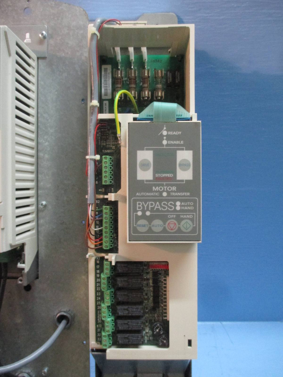 ABB ACH-400 ACH401600632+10AE0000 7.5HP 3PH 480V AC VS Drive 7.5 HP ACH401600632 (TK1669-1)