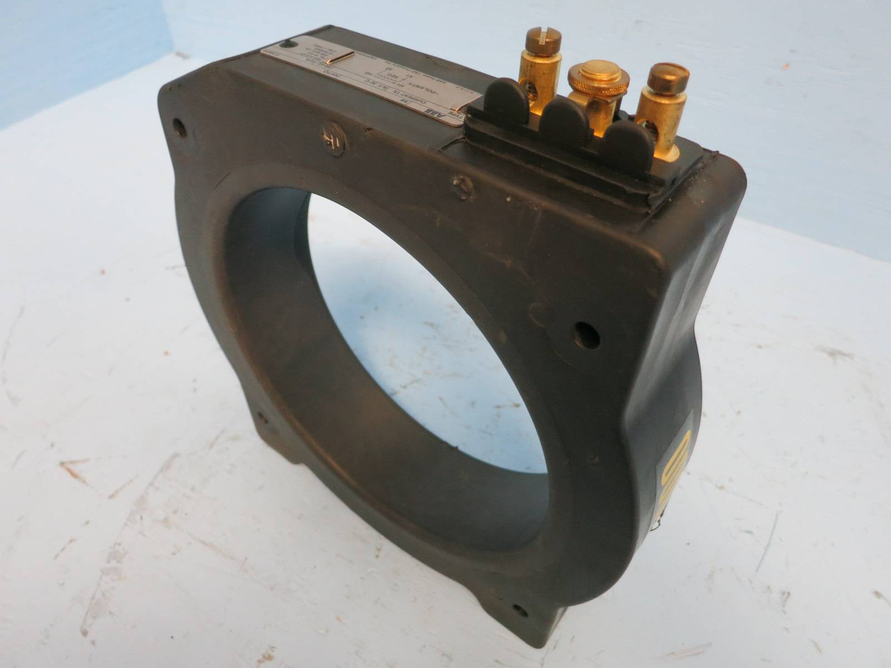 ABB Type CLE Current Tx. S# 7524A63G04 5000:5 Amps Current Transformer CT 5000A (PM1939-1)