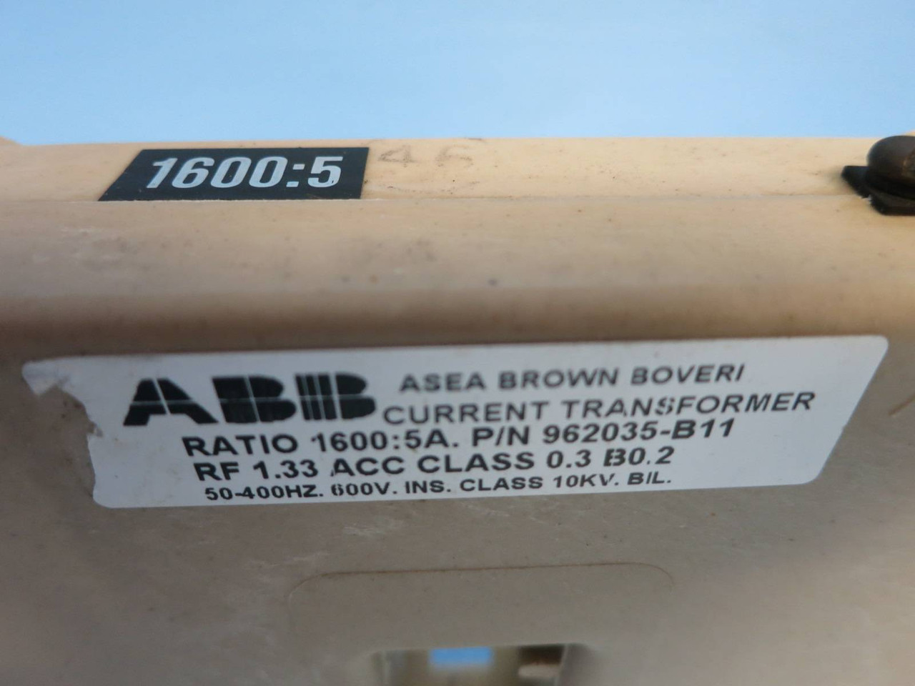 ABB 962035-B11 Current Transformer 1600:5 RF 1.33 50-400 Hz 10kV 1600:5A CT A (PM1943-98)