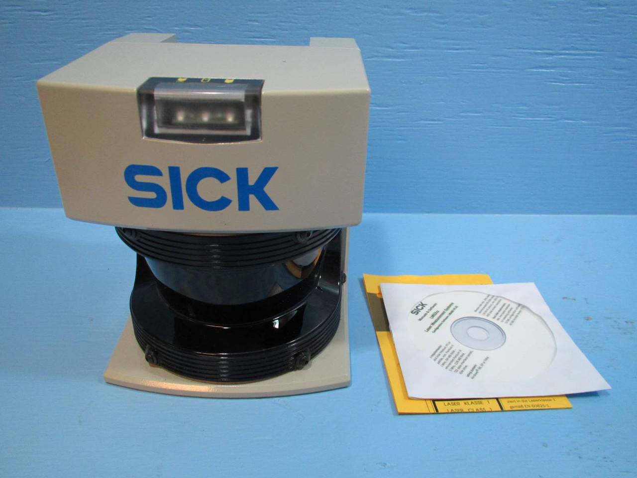 NEW SICK Optic LMS-291-S14 Laser Measurement Sensor 1025329 90 deg S1.28 LMS291 (NP1245-2)
