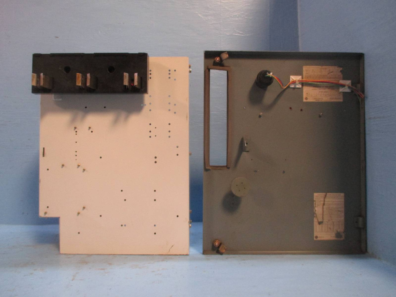 Allen Bradley 2100 Centerline 18" Size 1 Reversing 7 Amp Breaker MCC Bucket 7A (TK1865-6)