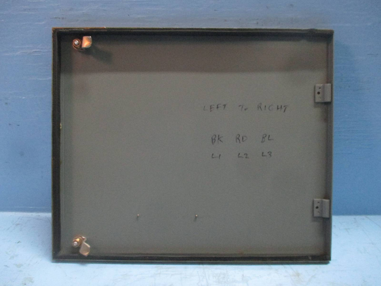 3rd Image of TK1909