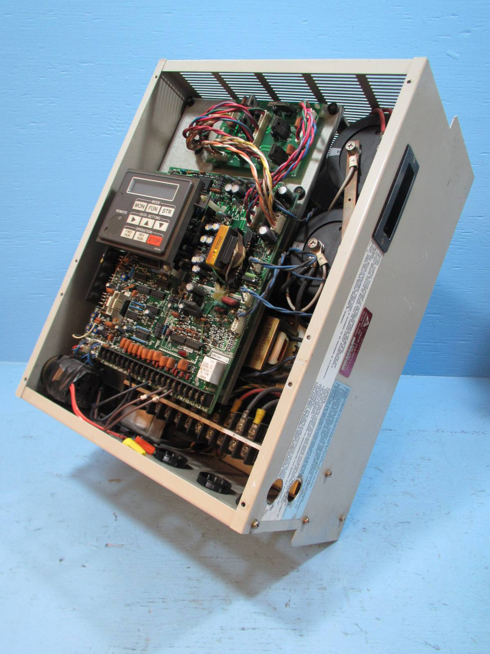 Hitachi HFC-VWS 16HF3D 20 HP S3D AC Transistor Inverter VS Drive 15 HP 460V 31A (NP1321-1)