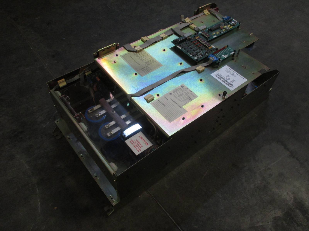 Allen Bradley AB 1335-GOB-A-R3-W3 28 Amp 460V 1335 VS AC Drive 22.3kVA 28A (TK1940-1)