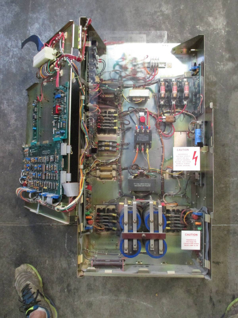 Allen Bradley AB 1335-GOB-A-R3-W3 28 Amp 460V 1335 VS AC Drive 22.3kVA 28A (TK1940-1)