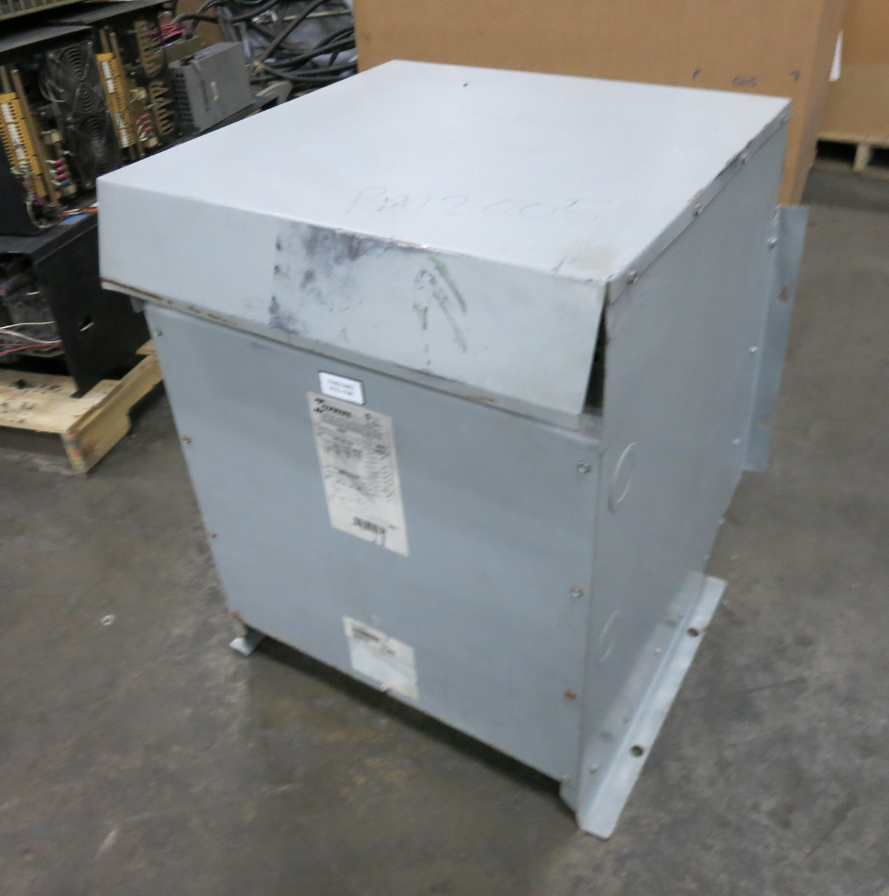 Image of Hammond 27 KVA 460 - 460Y/266 V Rainproof/3R Drive Isolation Transformer DM027JJ