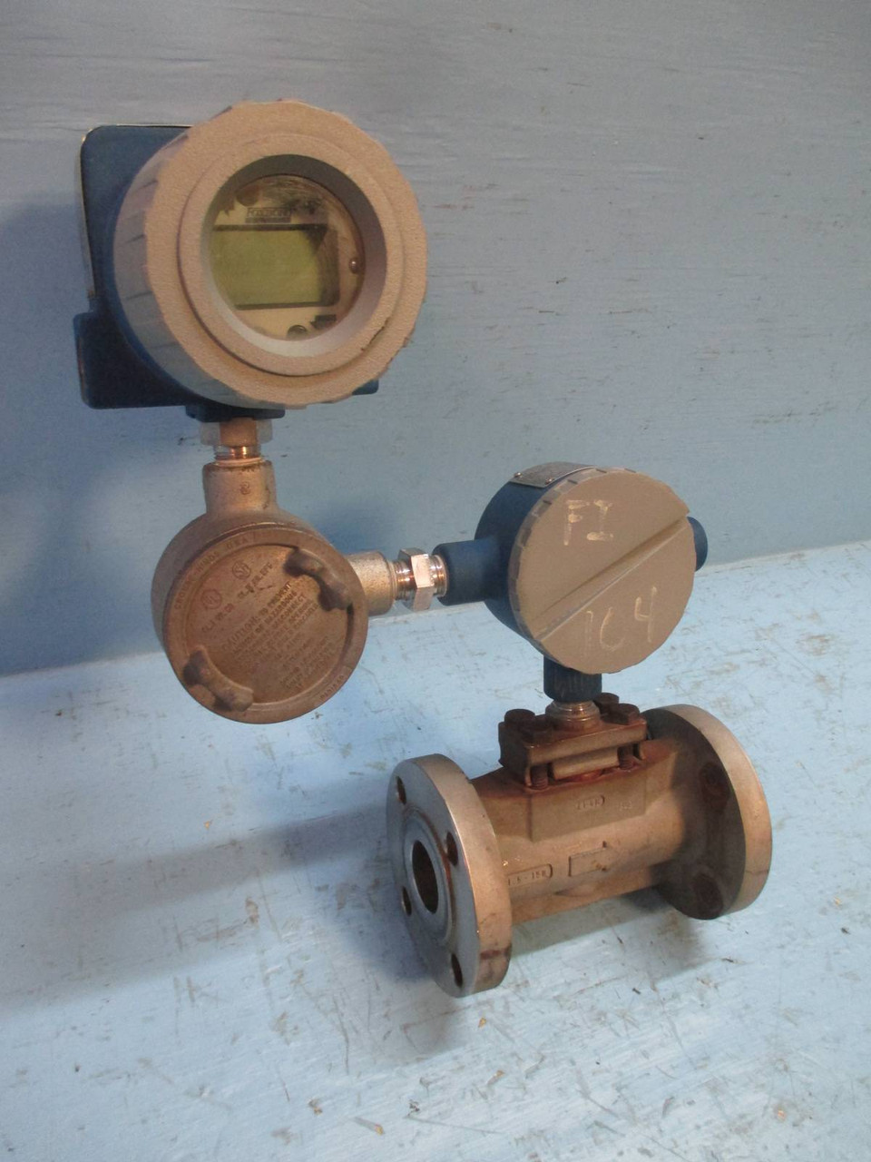 Foxboro 83F-D1HS1SSRJA-B A/I Vortex Flow Meter w/ RS-83 Pressure Transmitter (TK2109-1)