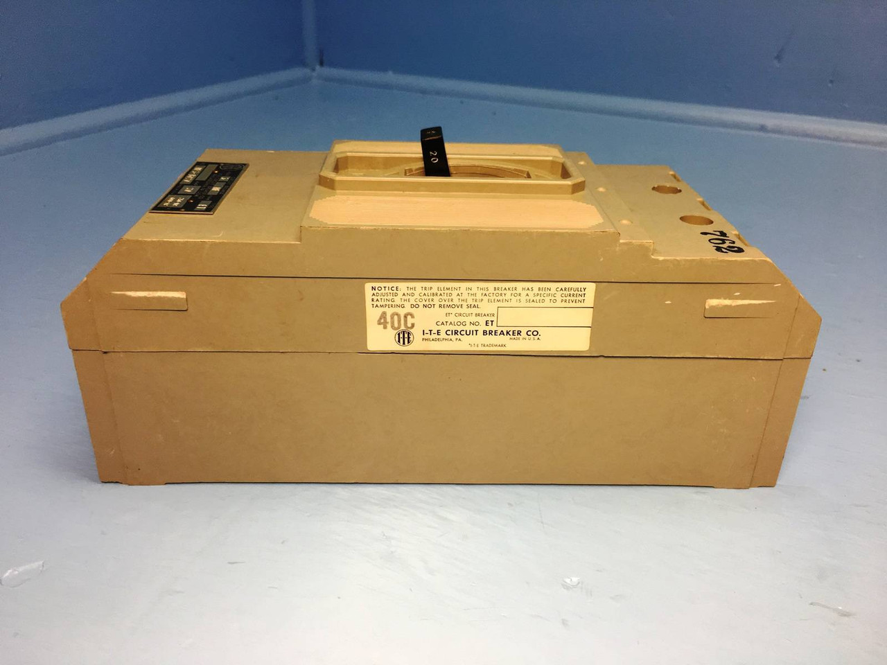 NEW I-T-E HF3-B020 20A Circuit Breaker HF Type ET HF3B020 20 Amp Gould ITE NIB (EM1632-1)