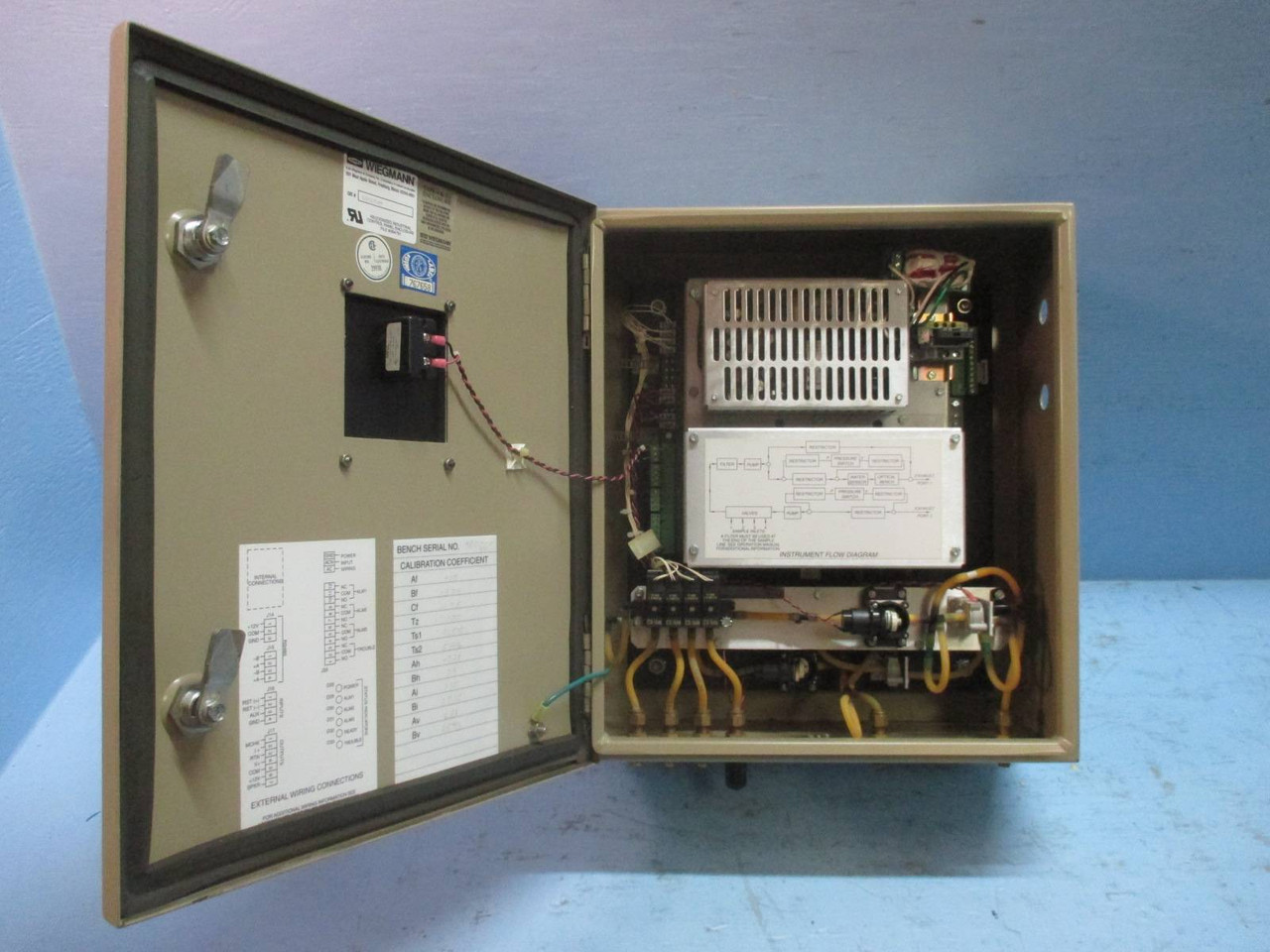 3rd Image of TK2136