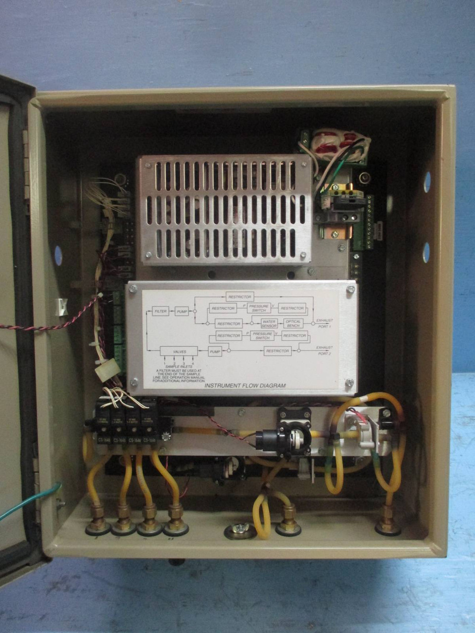 Trane RMWD1100CA0 Refrigerant Monitor for HCFC-22 100-240V Range 85-264V Type 4 (TK2136-1)