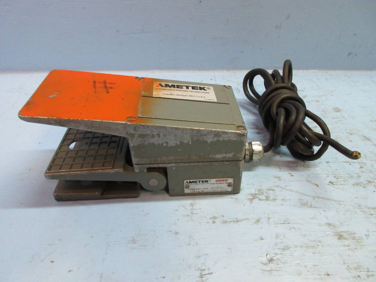 Ametek Gemco 1025-B1SPGX Foot & Palm Switch 1025B1SPGX (TK2183-2)