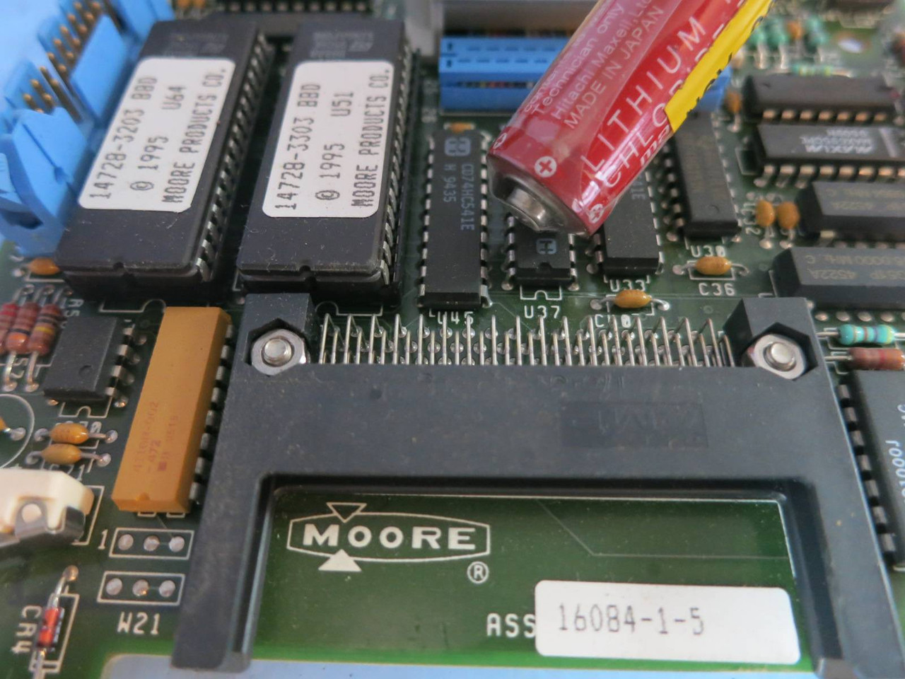 Moore 16084-1-5 / 15229-1 Main Circuit Board w Battery PLC Assembly Module (PM2045-2)