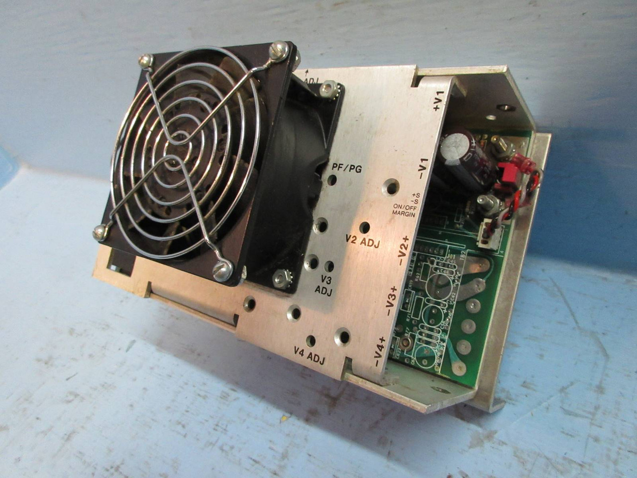 Image of Switching Power OFSX-300S-U Regulated DC Power Supply 201-4000-00 115-240V 7A
