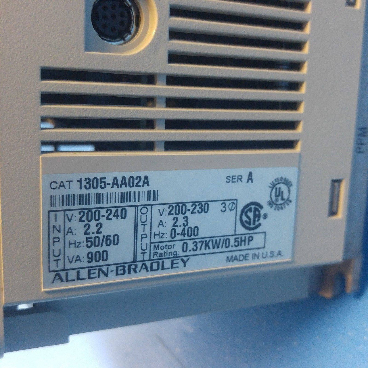 Allen Bradley 1305-AA02A SERIES A 0.5 HP AC Adjustable Frequency Drive 2.3A (MM0264-1)