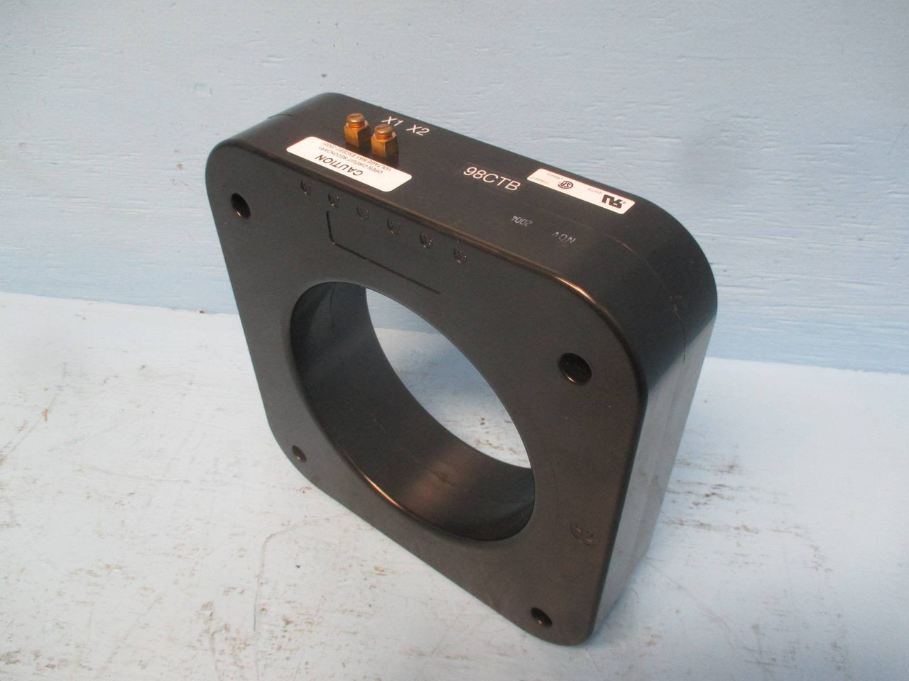 Instrument Transformers 142-402 Current Transformer Ratio 4000:5A  CT (MM0839-1)