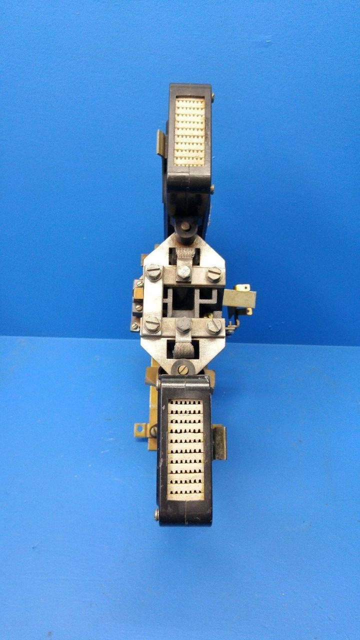 GE DS303A-4D01HHA003XM DC Contactor 150 Amp 600V 150A General Electric (MM0604-1)