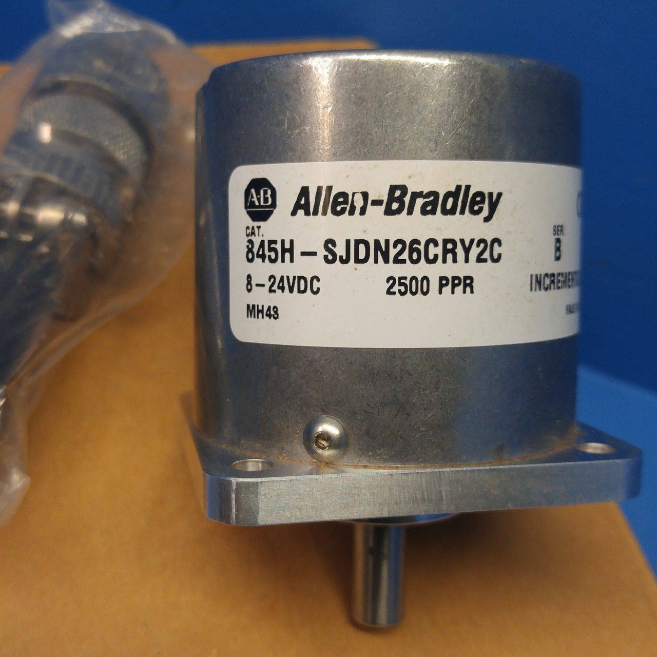 Image of New Allen Bradley 845H-SJDN26CRY2C Encoder Ser B 8-24VDC 2500 PPR Increment NIB