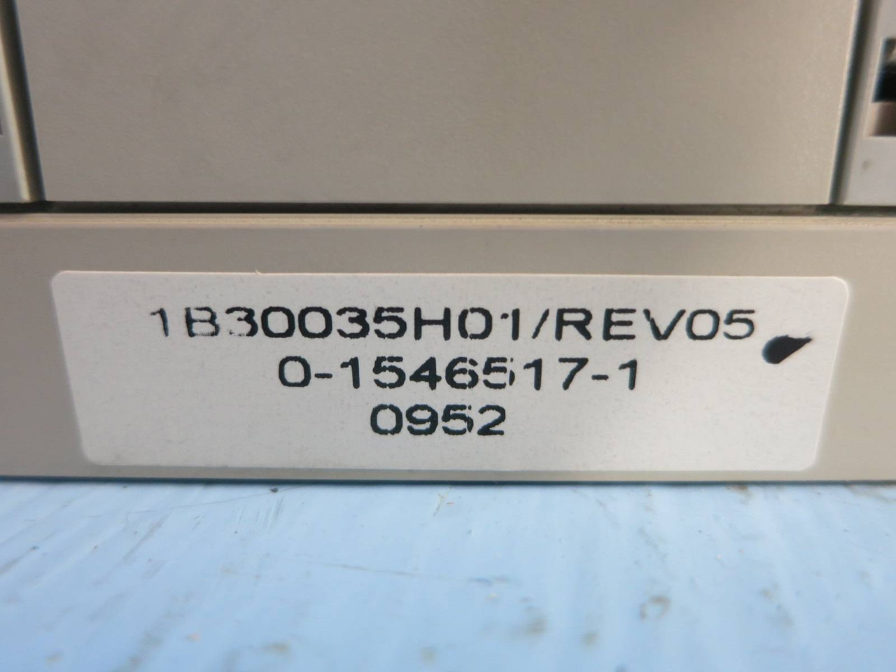 Ovation Process Control Base 1B30035H01 Rv05 PLC Westinghouse Emerson IB30035H01 (PM2091-79)