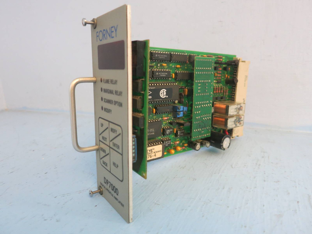 Forney DP7000 Digital Profile Amplifier PLC Fireye Readout Toshiba 139-976-4 (PM2100-30)