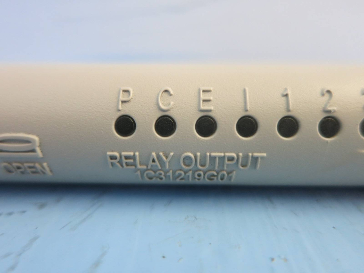 Ovation Relay Output Module 1C31219G01 PLC Westinghouse Emerson IC31219G01 Panel (PM2093-10)