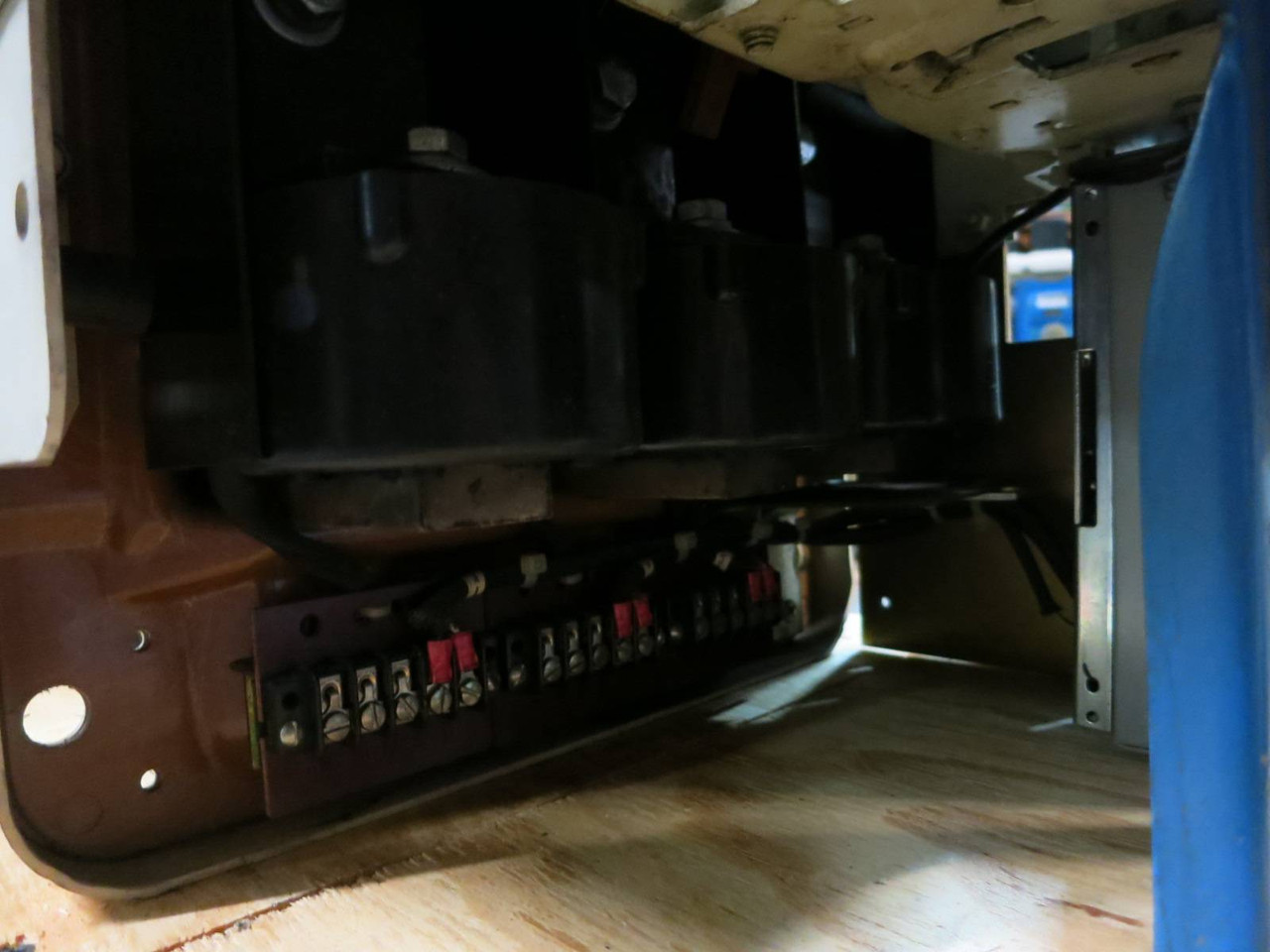 GE AK-2A-25-1 600A Air Circuit Breaker LSI MicroVersa Trip TS20LSIT1 600 Amp MO (PM2148-1)