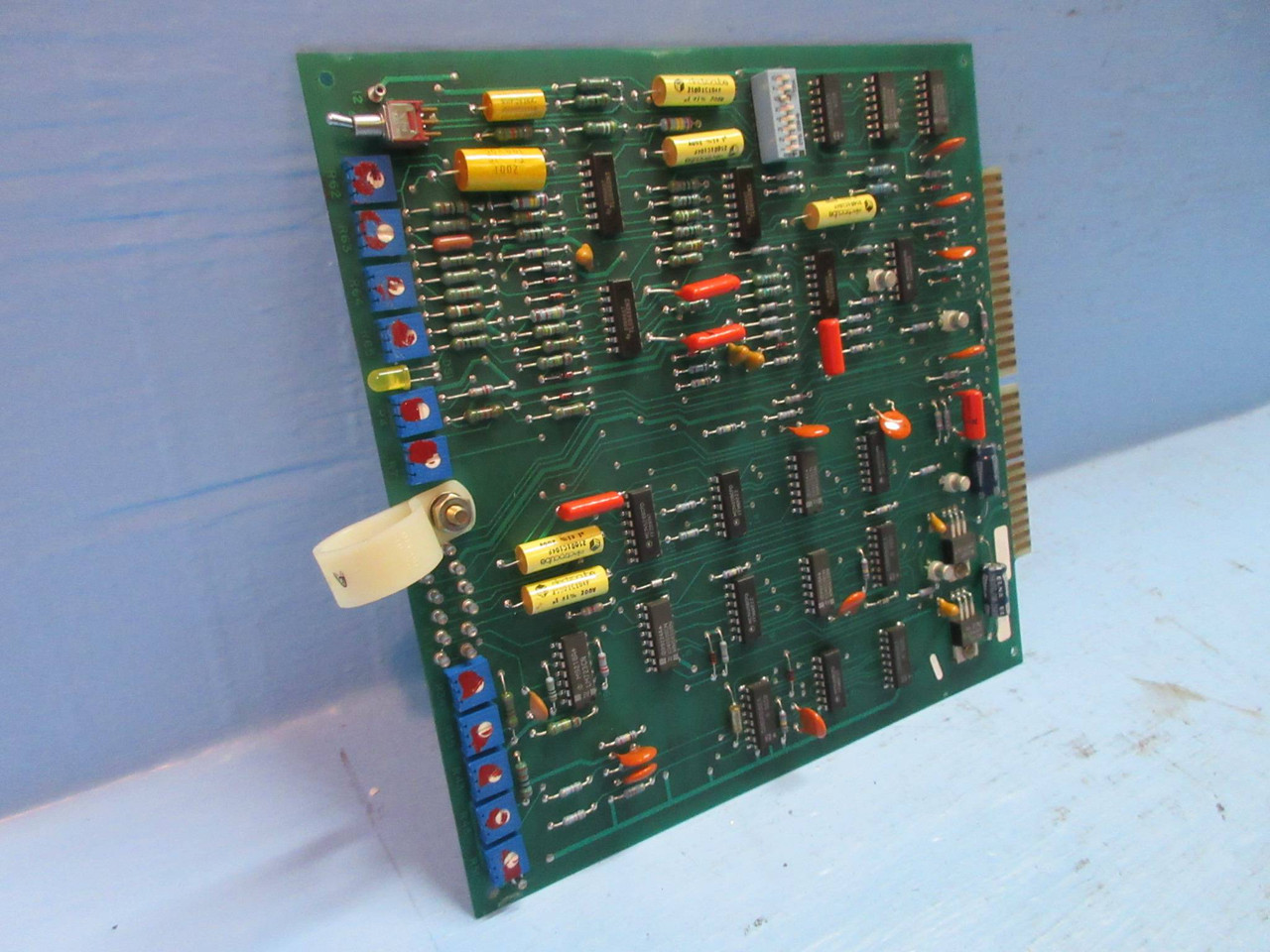 Image of Exide A13A20 Output Cont PLC 118 302 723 Module Board 101072911 Rev R5
