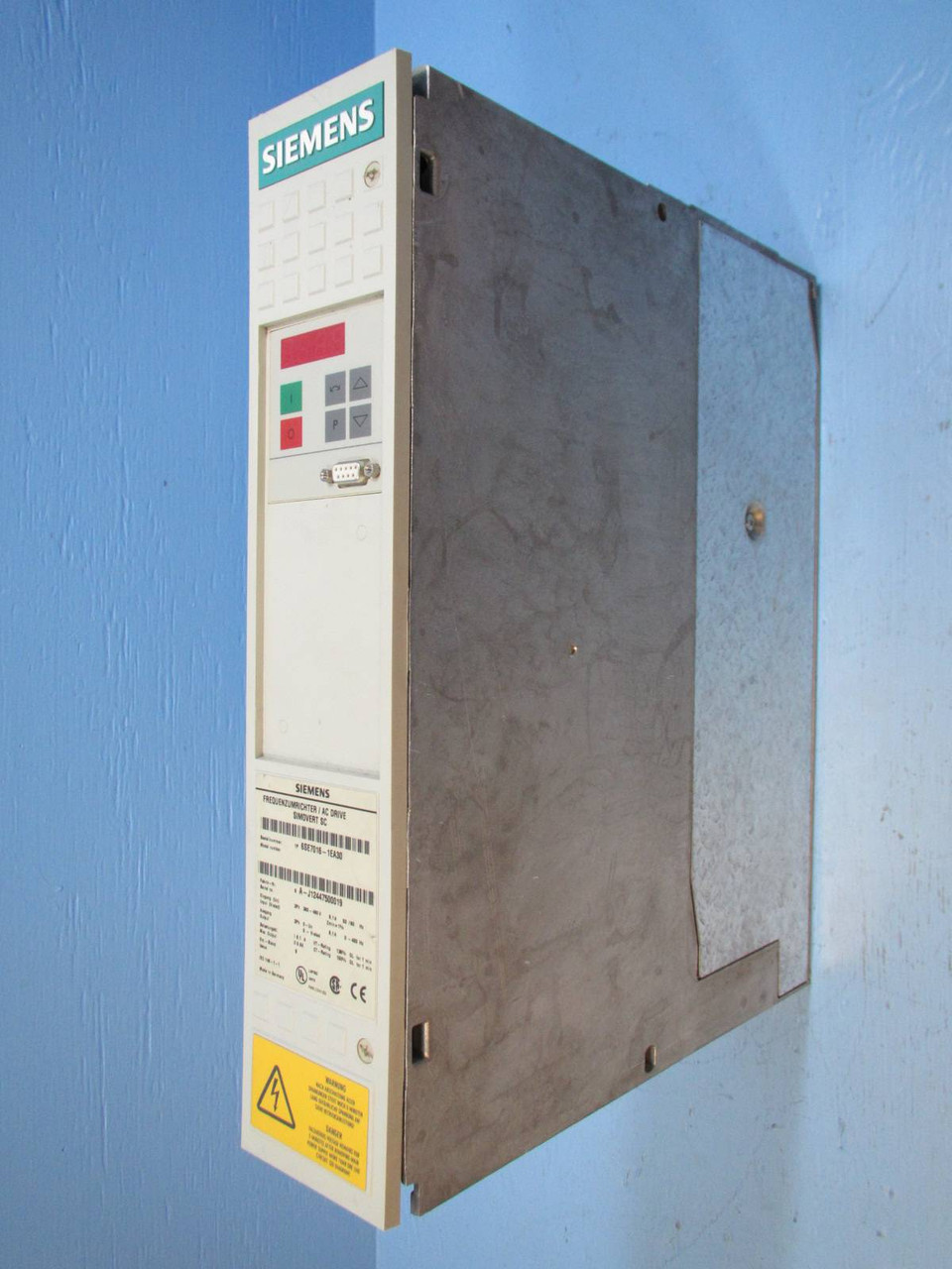 Siemens 6SE7016-1EA30 AC Drive Simovert SC 1P 6SE70161EA30 480 SIMO Power Supply (NP1383-6)