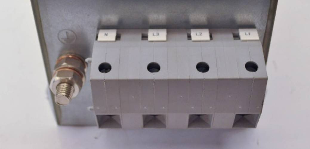 EPCOS B84144-A80-R95 80A 480/275V Electromagnetic Interference Filter 3-Line (YY3488-7)