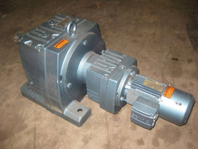 Sew Eurodrive R107R77D 1HP Ratio:469.0 Gear Reducer NEW (EBI3645-1)