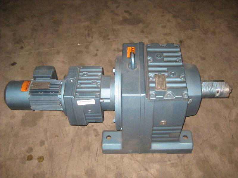 Sew Eurodrive R107R77D 1HP Ratio:469.0 Gear Reducer NEW (EBI3645-1)