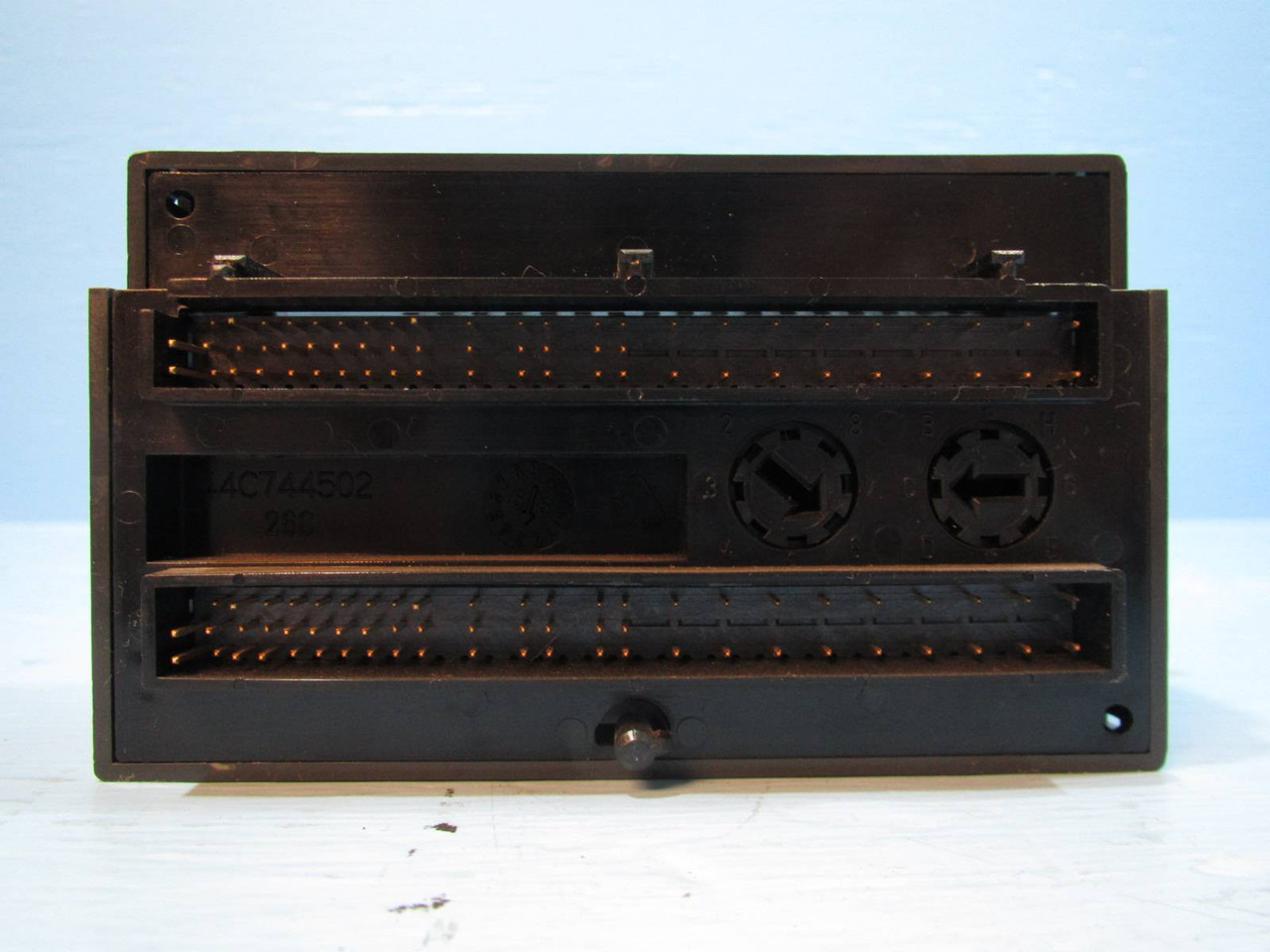 GE Fanuc IC200MDD844B Out Mixed VersaMax Micro Controller Control Module PLC (NP1425-3)