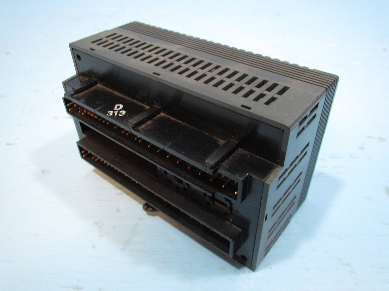GE Fanuc IC200MDD844B Out Mixed VersaMax Micro Controller Control Module PLC (NP1425-3)
