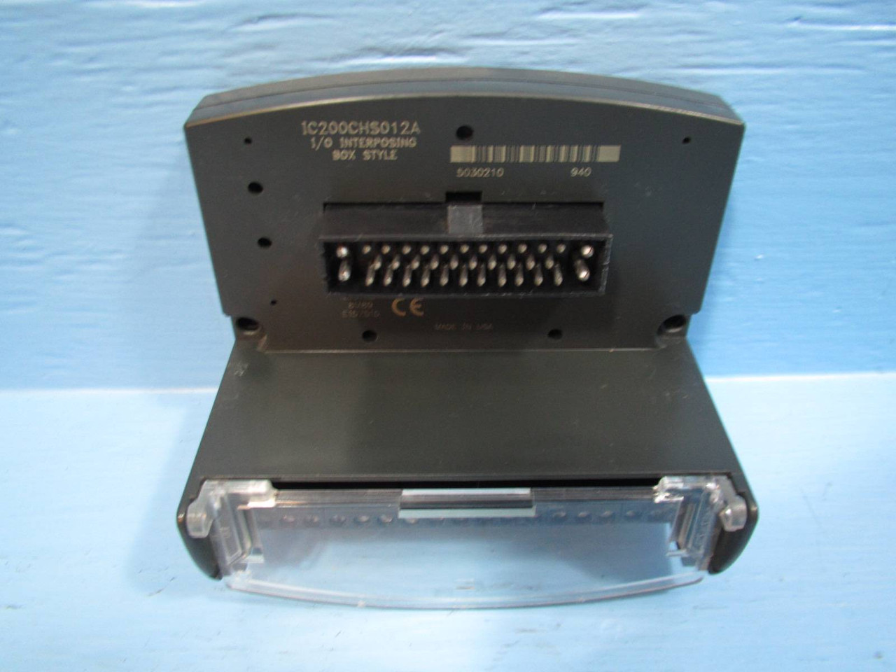 GE Fanuc IC200CHS012A I/O Box VersaMax Micro Controller Control Module PLC Versa (NP1432-2)