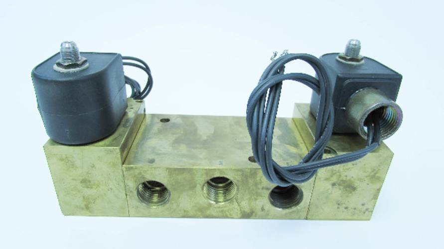 New Parker 73477BN4UN00N0C222C4 48VDC 10W 4 Way Solenoid Valve 30-150PSI NIB (YY3237-1)