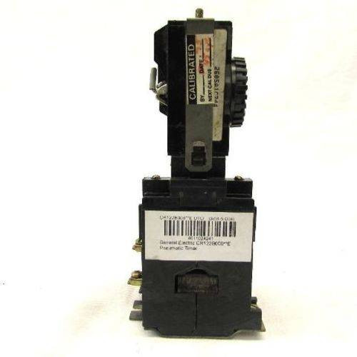 GE CR122B000 Pneumatic Timer .5-1A 120V Coil 120V 1A .2-60 Sec. NEMA A6 (YY2994-1)