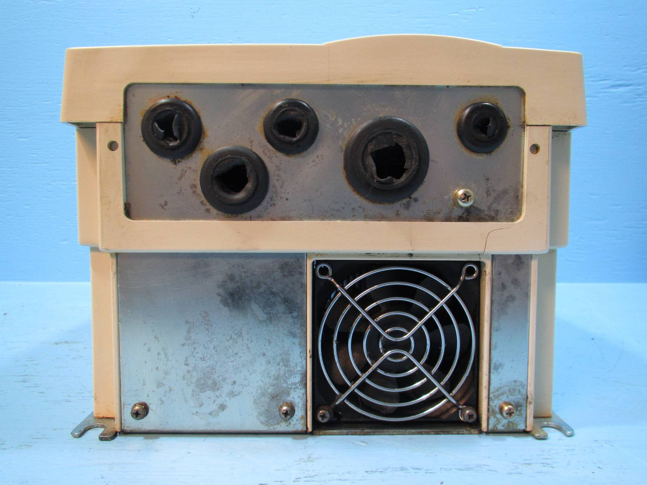 Toshiba VFS7-4150UPL (1) Transistor Inverter Drive 20 HP 15 kW 20HP 25A 380/460V (NP1511-9)